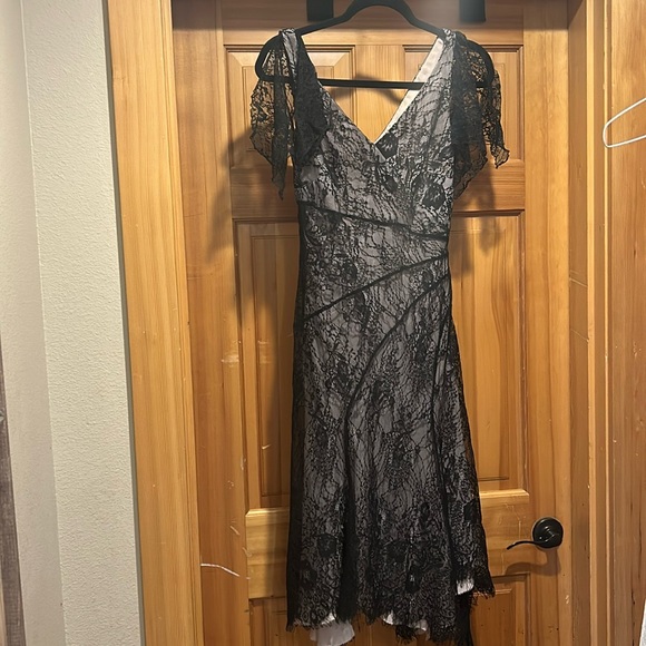 Nicole Miller Dresses & Skirts - Black lace Nicole Miller dress